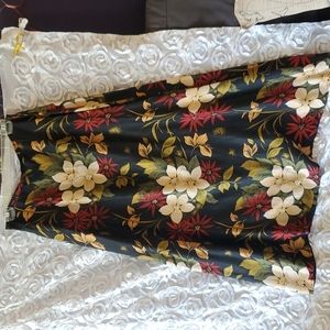 Coaco silk midi skirt size M. Multicolored.